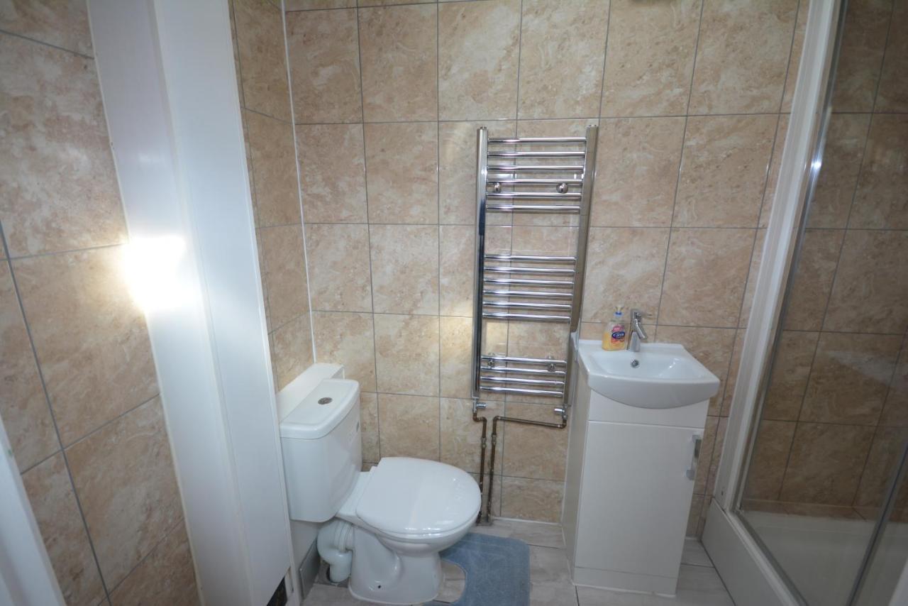 London Deluxe 6 Bedroom House Dagenham Luaran gambar