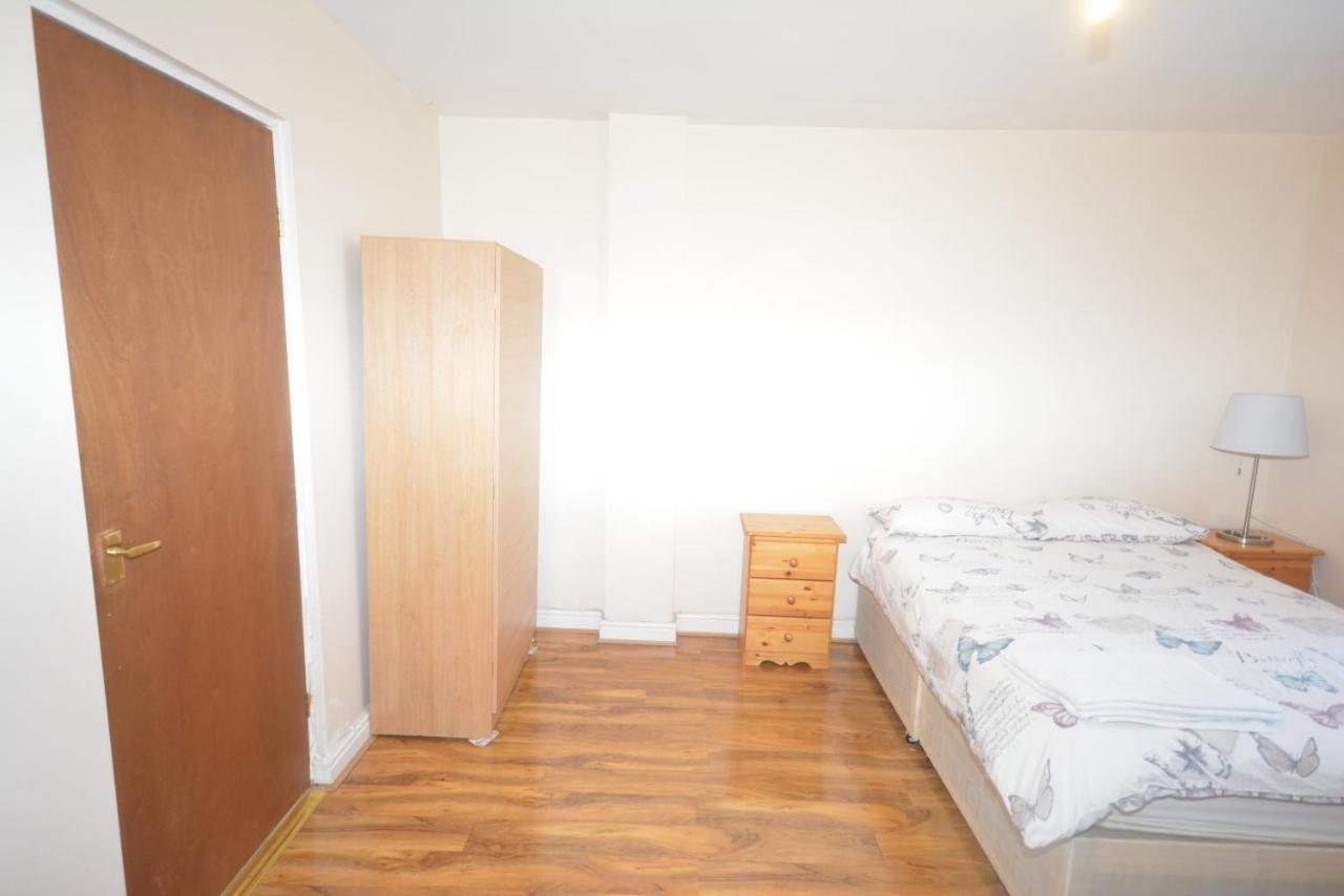 London Deluxe 6 Bedroom House Dagenham Luaran gambar
