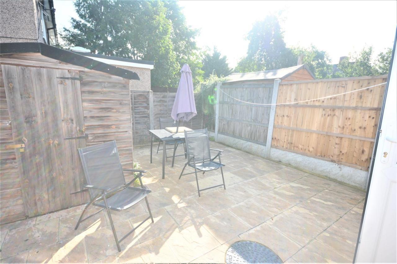 London Deluxe 6 Bedroom House Dagenham Luaran gambar