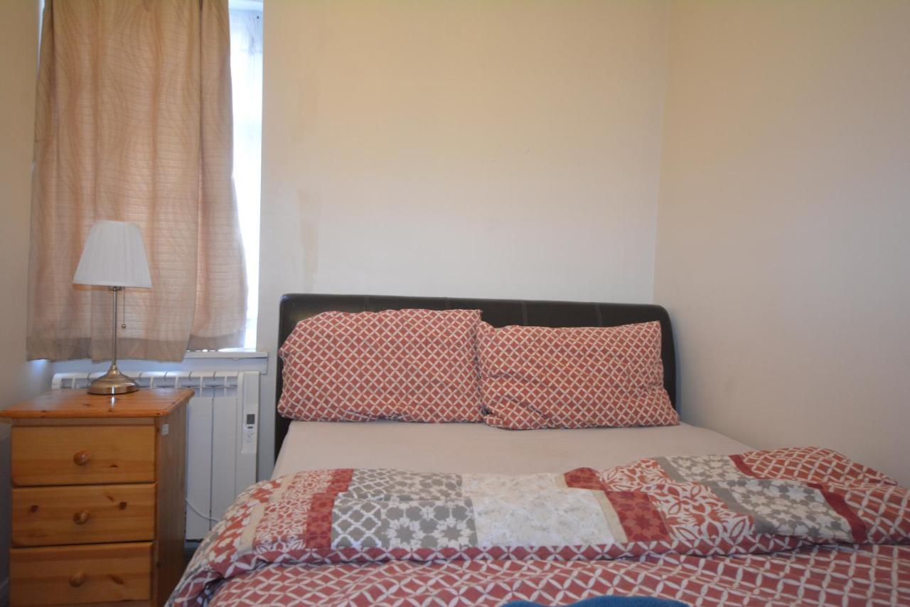 London Deluxe 6 Bedroom House Dagenham Luaran gambar