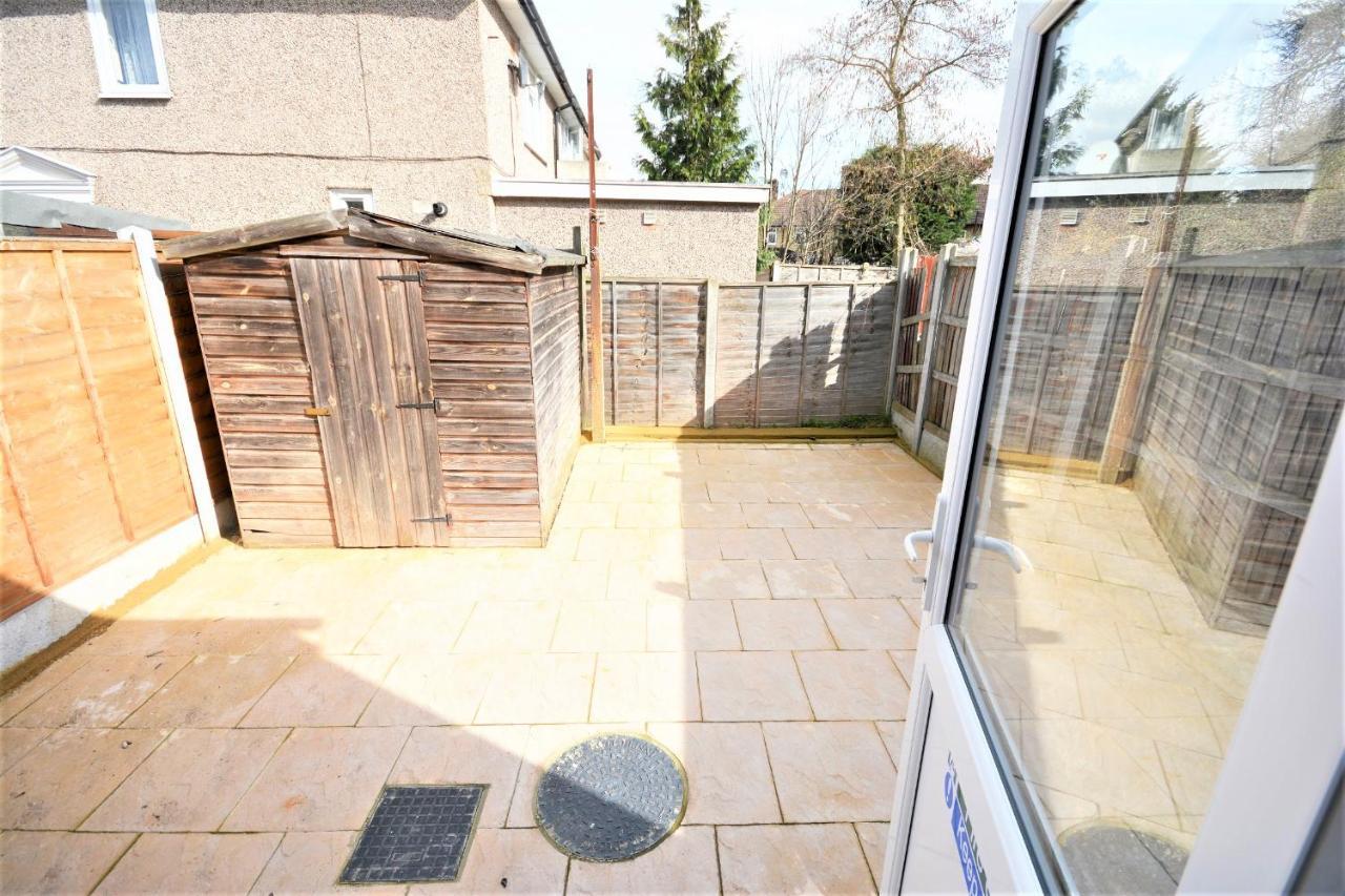 London Deluxe 6 Bedroom House Dagenham Luaran gambar