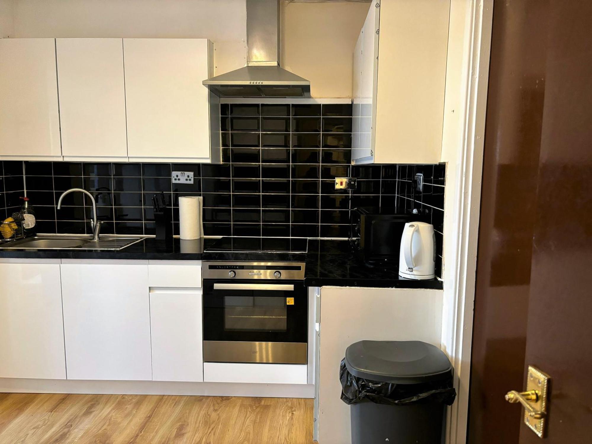 London Deluxe 6 Bedroom House Dagenham Luaran gambar